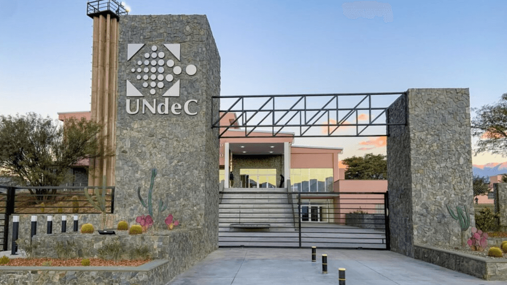 Investigador del ICIC participó como conferencista en las VI Jornadas de Administración de la UNdeC Investigador del ICIC participó como conferencista en las VI Jornadas de Administración de la UNdeC